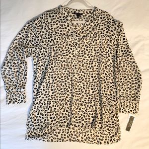 Zac & Rachel Cheetah Print High-Low Blouse 🐆